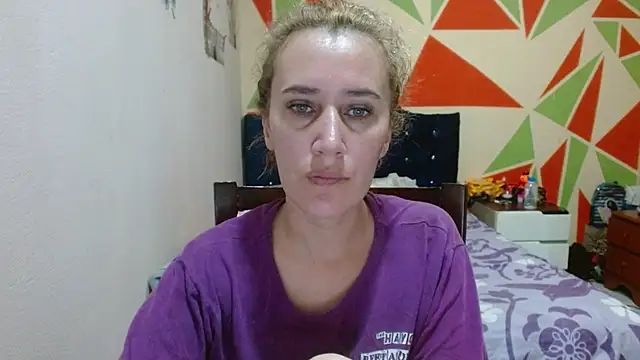 Snapshot of Mariam_wish chatting on June 17, 4:17 pm Mariam wish online show from June 17, 4:17 pm