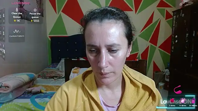 Snapshot of Mariam_wish chatting on May 27, 4:03 pm Mariam wish online show from May 27, 4:03 pm
