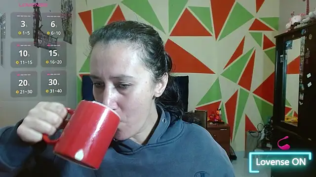 Snapshot of Mariam_wish chatting on May 29, 5:19 pm Mariam wish online show from May 29, 5:19 pm