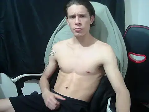 crixus11111 online show from April 24, 4:36 am
