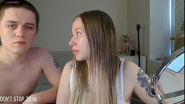 MikeXEmilia online show from May 9, 5:00 am
