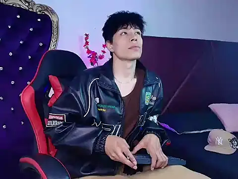 Andreew Style online show from March 19, 8:42 pm