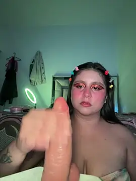 Maggie 69 online show from April 23, 10:00 pm