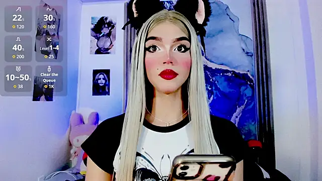 blonde queen- online show from May 15, 9:46 pm