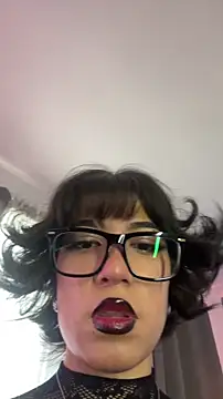 Liana Fem  online show from May 21, 2:14 pm