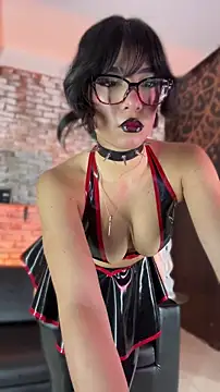 Liana Fem  online show from April 20, 1:45 pm