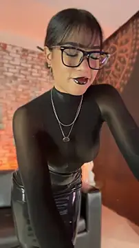 Liana Fem  online show from April 16, 2:40 pm