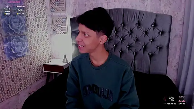 Ethan qop online show from April 7, 11:23 am