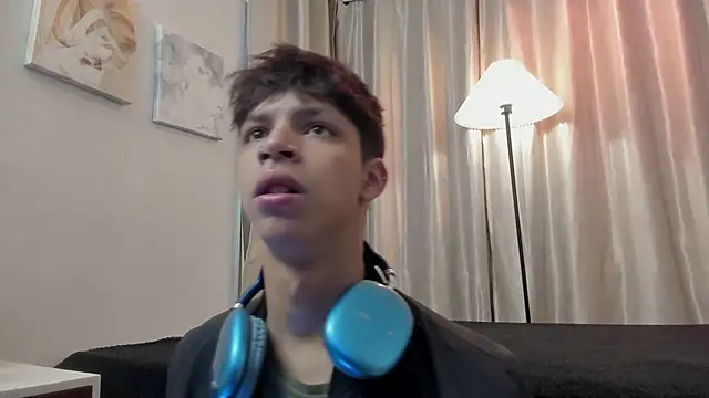 Ethan qop online show from June 15, 11:32 am