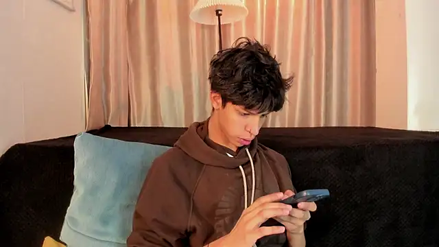 Ethan qop online show from May 21, 11:07 am