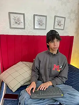 Ethan qop online show from March 24, 6:52 pm