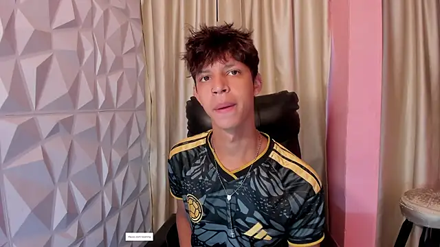 Snapshot of Ethan_qop chatting on July 7, 11:25 am Ethan qop online show from July 7, 11:25 am