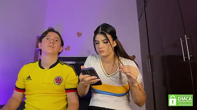 Mariana and Ronny online show from July 7, 8:56 pm