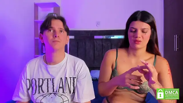 Mariana and Ronny online show from April 29, 8:48 pm