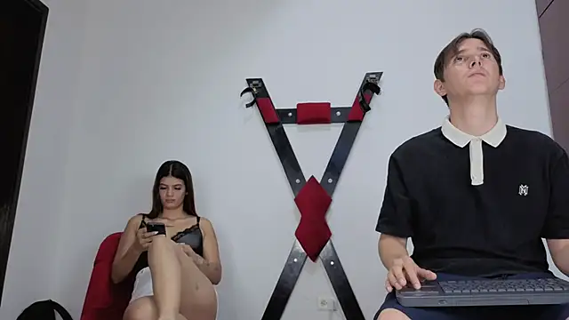 Mariana and Ronny online show from March 21, 12:20 pm