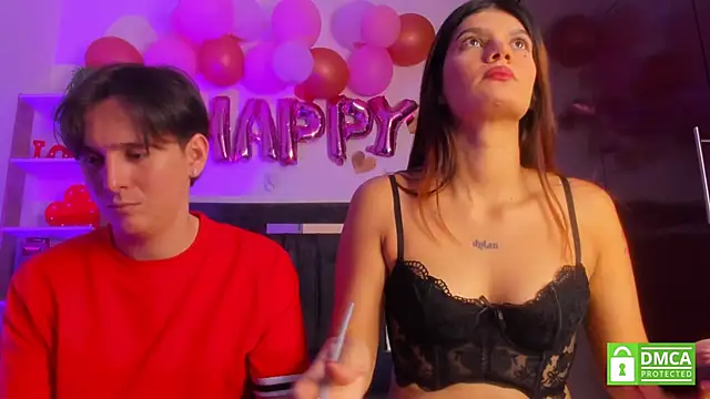 Snapshot of Mariana_and_Ronny chatting on May 10, 9:05 pm Mariana and Ronny online show from May 10, 9:05 pm