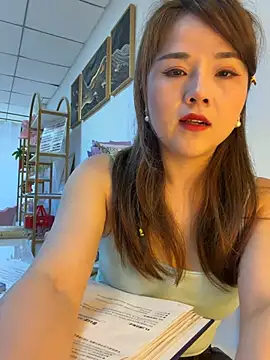 Xiaoxiao-y online show from March 17, 7:22 am