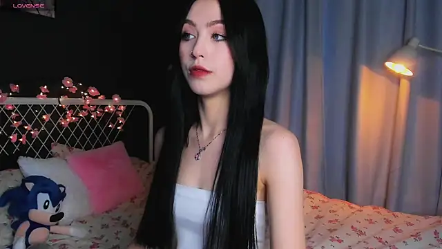 Snapshot of lizaa_breeze chatting on May 13, 5:20 pm lizaa breeze online show from May 13, 5:20 pm