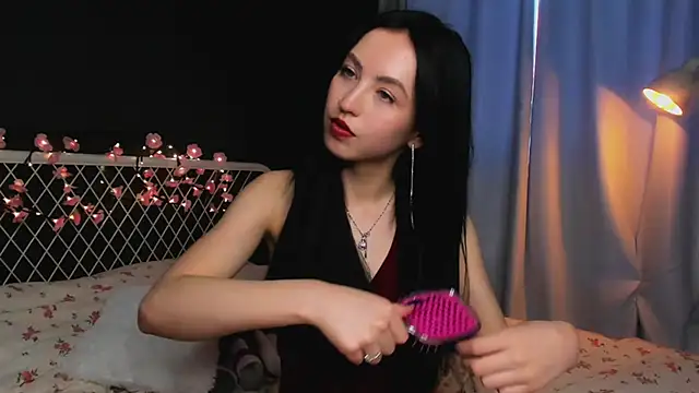 Snapshot of lizaa_breeze chatting on May 23, 4:28 pm lizaa breeze online show from May 23, 4:28 pm