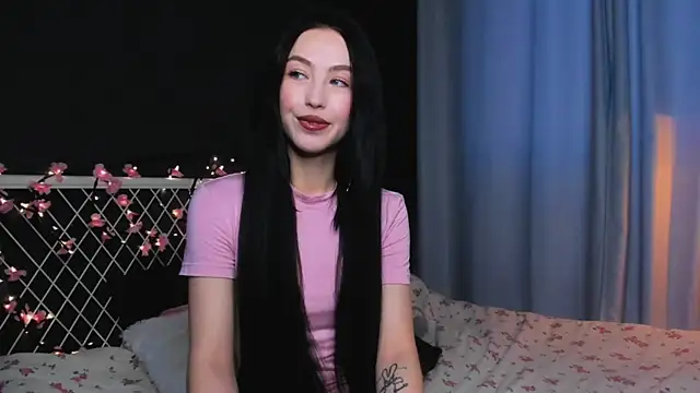 Snapshot of lizaa_breeze chatting on June 8, 4:29 pm lizaa breeze online show from June 8, 4:29 pm