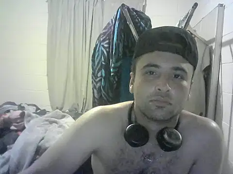 Snapshot of Relk130p chatting on June 2, 10:48 am Relk130p online show from June 2, 10:48 am