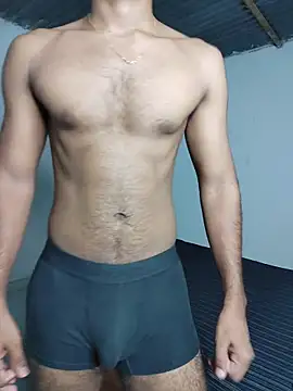 Snapshot of Iam_daku47 chatting on May 12, 6:14 pm Iam daku47 online show from May 12, 6:14 pm