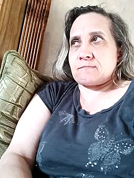 Snapshot of KatieLove133 chatting on May 25, 4:28 pm KatieLove133 online show from May 25, 4:28 pm