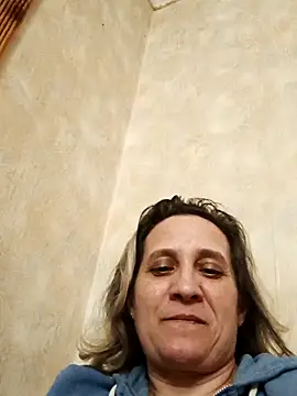 KatieLove133 online show from March 31, 4:20 pm