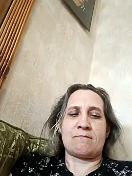 Snapshot of KatieLove133 chatting on June 7, 11:48 am KatieLove133 online show from June 7, 11:48 am