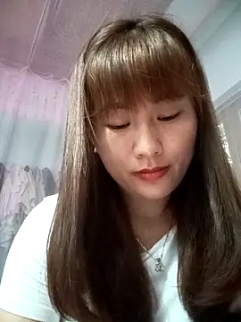 Lucxy-ki6 online show from May 6, 1:20 am
