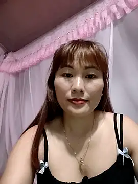 Lucxy-ki6 online show from May 11, 1:40 am