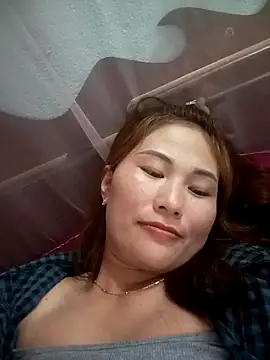 Lucxy-ki6 online show from May 29, 3:56 am
