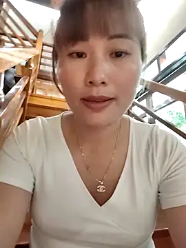 Lucxy-ki6 online show from April 28, 2:49 am