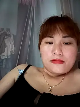 Lucxy-ki6 online show from May 6, 2:43 pm