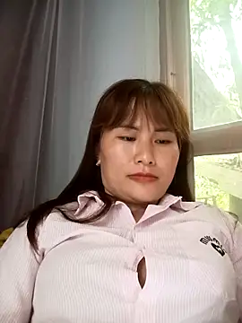 Lucxy-ki6 online show from May 7, 5:11 am