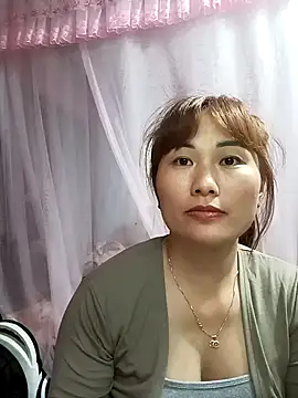 Lucxy-ki6 online show from May 5, 9:23 am
