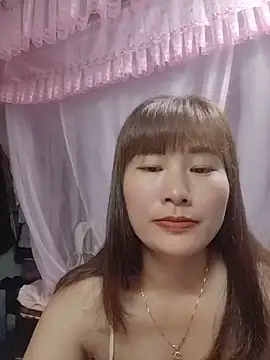 Lucxy-ki6 online show from May 13, 12:17 am