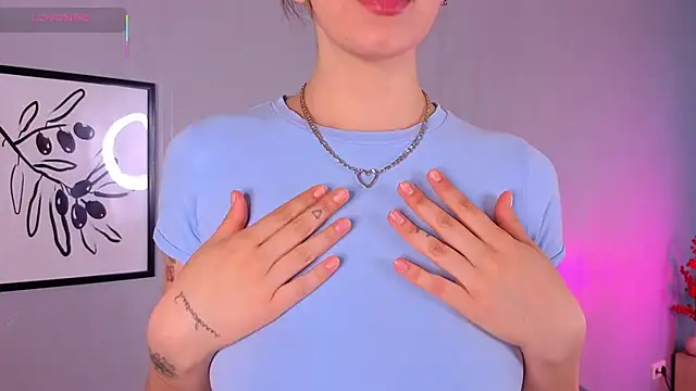 ByteBlushh online show from March 29, 7:54 am