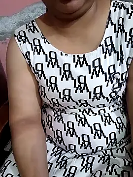 Gujju bhabhi69 online show from April 18, 11:12 am