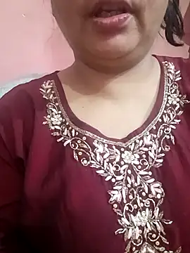 Gujju bhabhi69 online show from April 28, 4:17 am