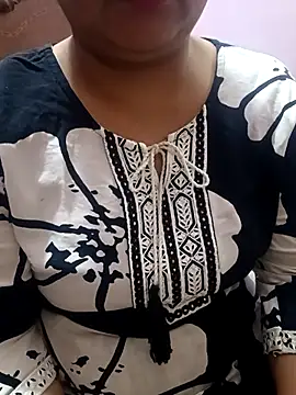 Gujju bhabhi69 online show from April 29, 8:40 am