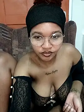 Hotsexyberry222 online show from April 29, 6:25 pm