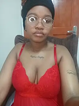 Snapshot of Hotsexyberry222 chatting on August 5, 5:23 am Hotsexyberry222 online show from August 5, 5:23 am