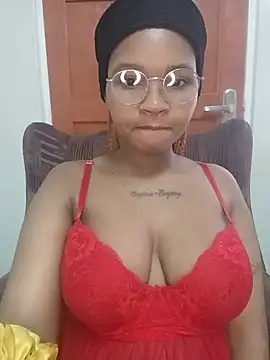 Snapshot of Hotsexyberry222 chatting on July 19, 9:06 am Hotsexyberry222 online show from July 19, 9:06 am