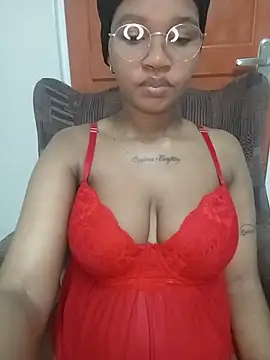 Snapshot of Hotsexyberry222 chatting on August 2, 8:17 pm Hotsexyberry222 online show from August 2, 8:17 pm