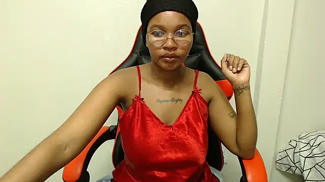 Hotsexyberry222 online show from May 12, 2:56 pm
