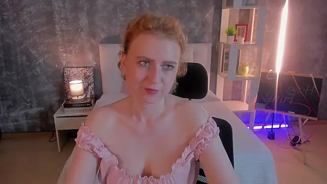 Snapshot of Shiny_Liss chatting on June 29, 1:34 am Shiny Liss online show from June 29, 1:34 am
