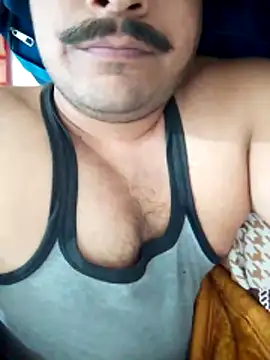 Decentlover67 online show from April 14, 3:06 pm