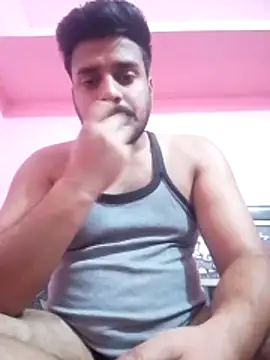 Decentlover67 online show from May 1, 3:39 pm