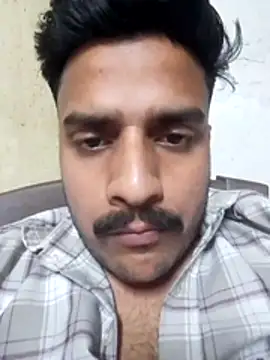 Decentlover67 online show from April 16, 12:39 pm
